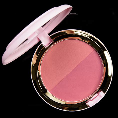 Powder Blush Duo .